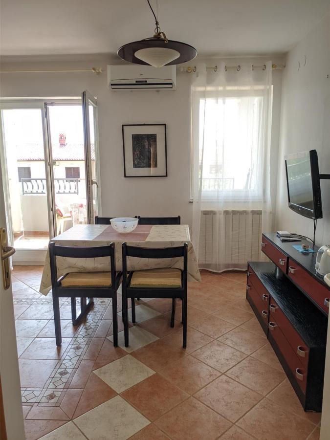 וינקורן Villa Triton מראה חיצוני תמונה