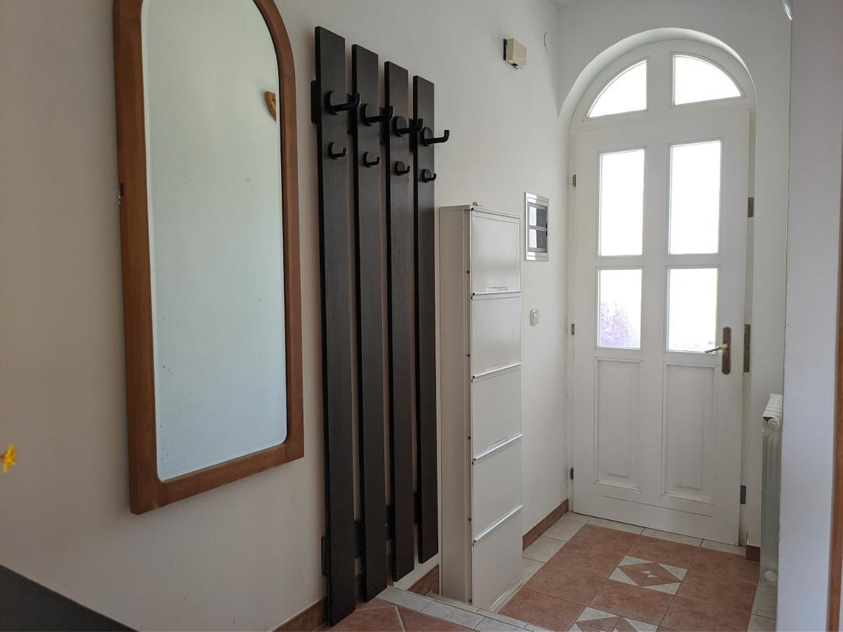 וינקורן Villa Triton מראה חיצוני תמונה