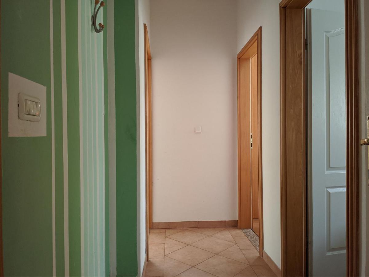 וינקורן Villa Triton מראה חיצוני תמונה