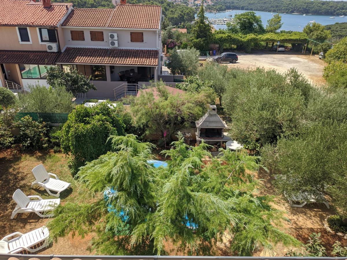 וינקורן Villa Triton מראה חיצוני תמונה