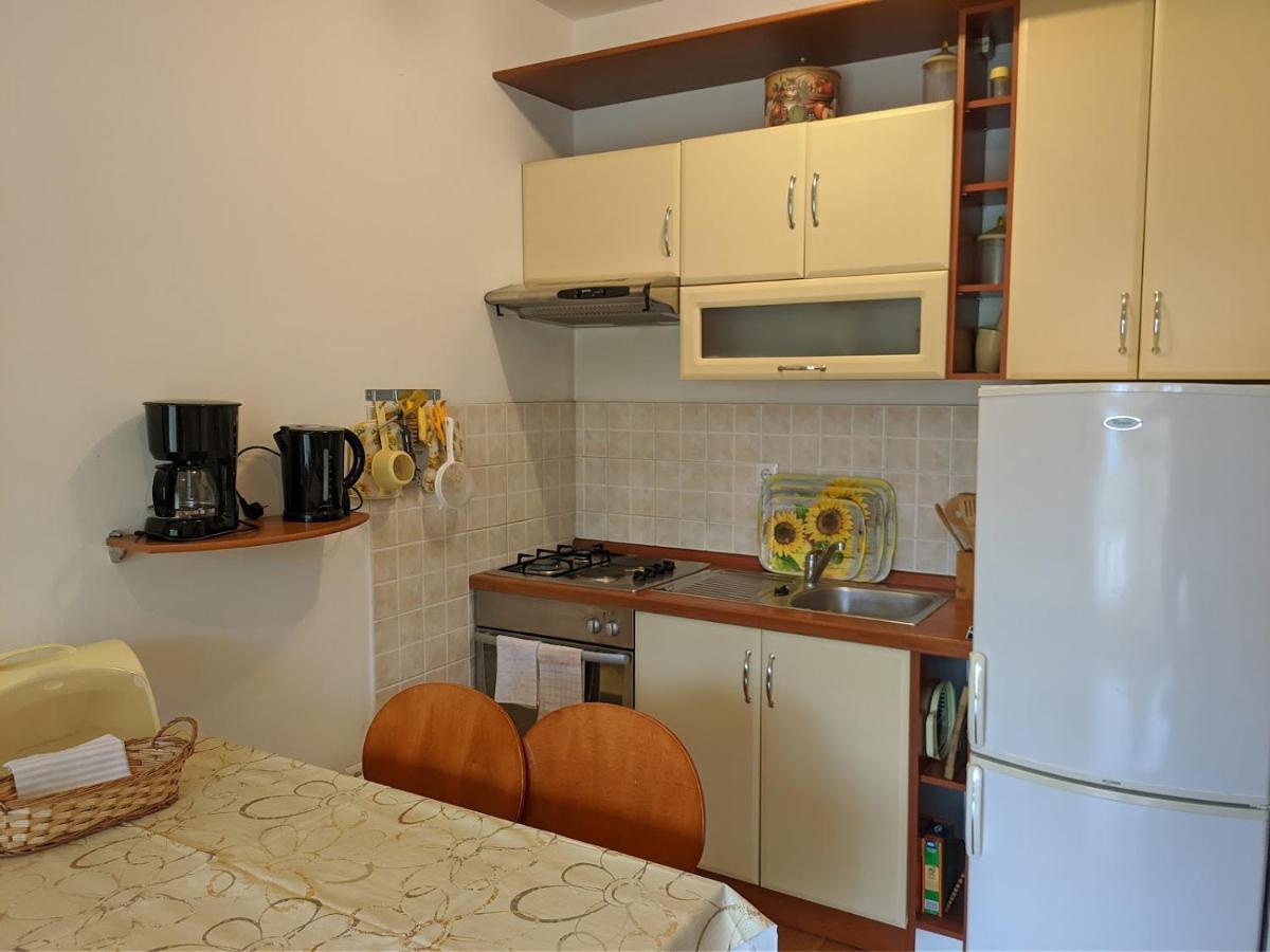 וינקורן Villa Triton מראה חיצוני תמונה