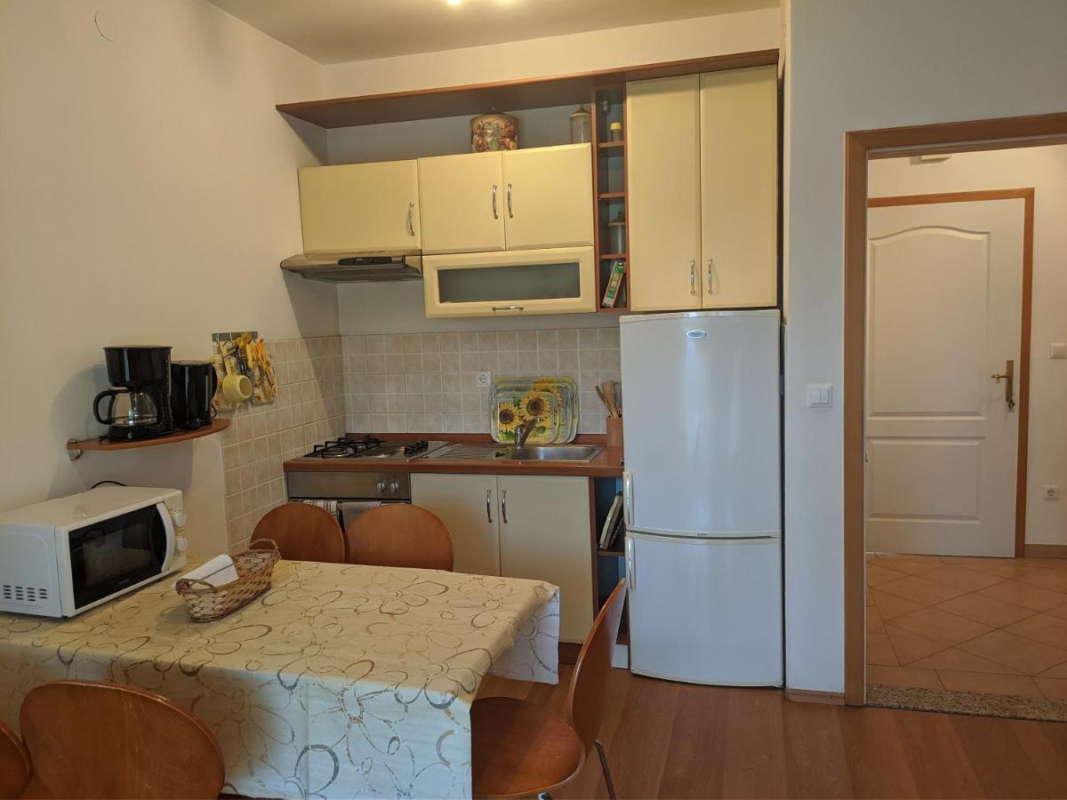 וינקורן Villa Triton מראה חיצוני תמונה