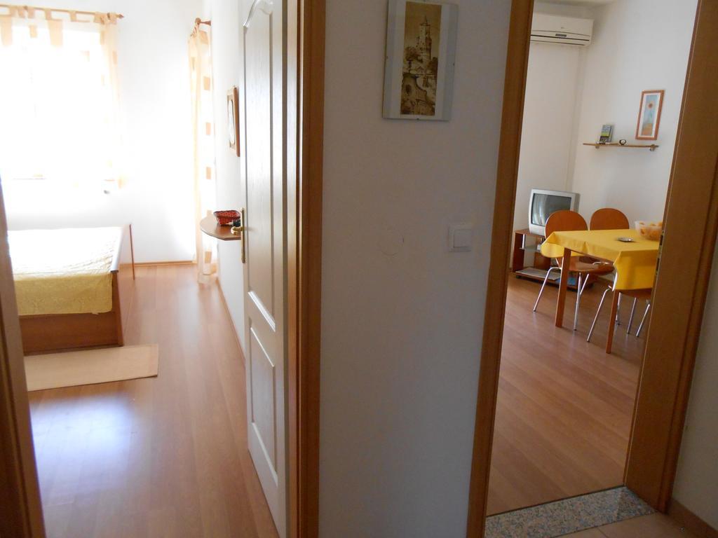 וינקורן Villa Triton מראה חיצוני תמונה
